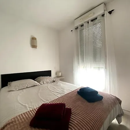 Apartment Le Foch - 4 Personnes - Wifi *
